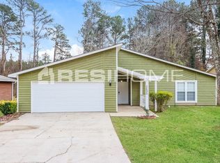 2695 Trotters Walk Trl, Snellville, GA 30078