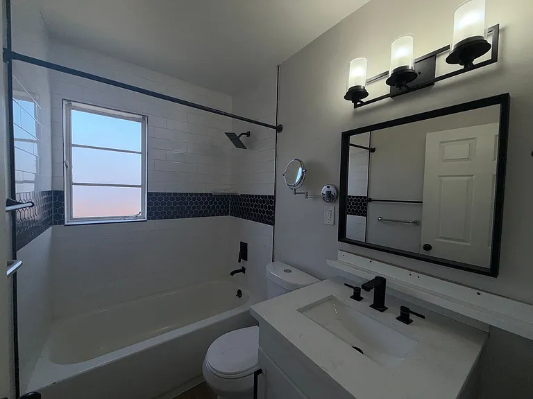1628 Thelma Ln — Photo 7