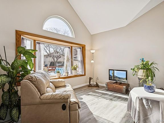 5th image of 8321 W Evans Avenue