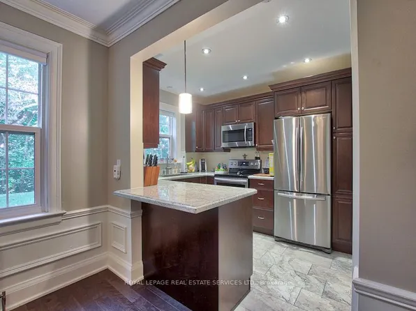 50 Halford Ave Unit 1, Toronto, ON M6S 4E9