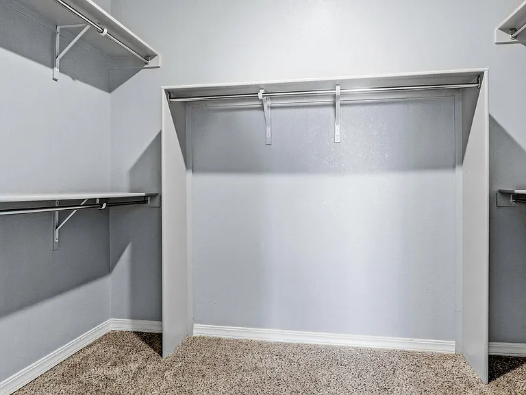 4704 Marisabel Azcarate St — Photo 18
