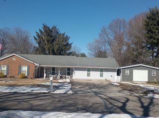 2004 Forbes Rd, Vincennes, IN 47591