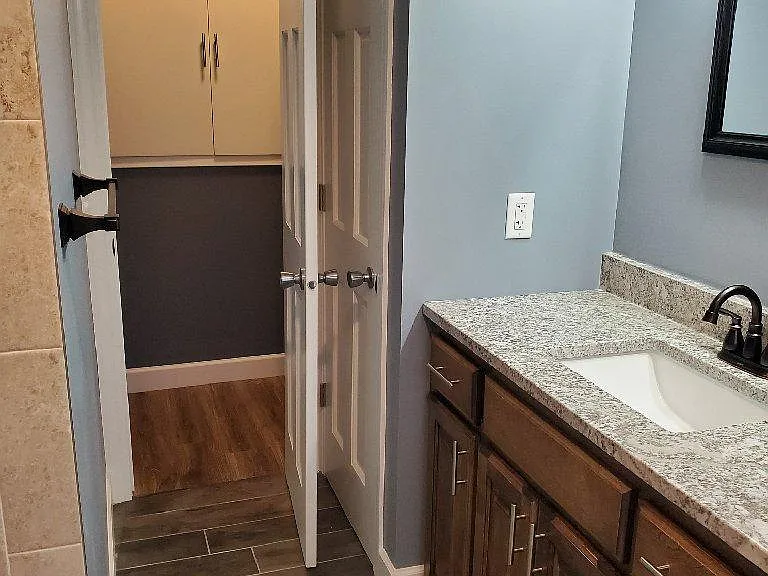 508 N Beadle St — Photo 27