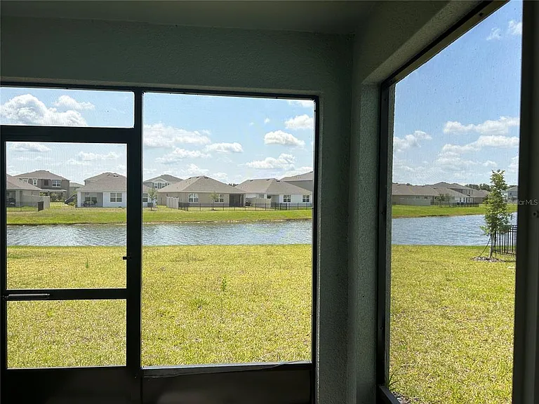 17218 Reserva Dr — Photo 10