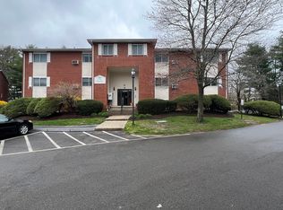 3 Dailey St APT C, Attleboro, MA 02703