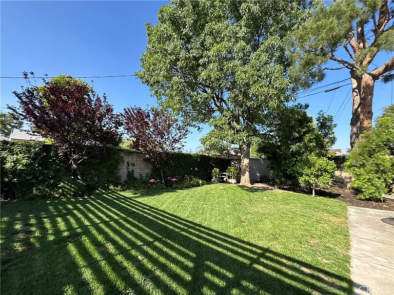 2743 N Stoddard Ave — Photo 36