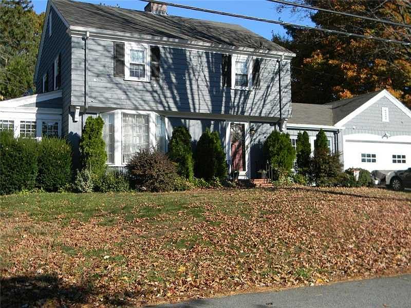 55 Beamis Ave, Cumberland, RI 02864 Zillow