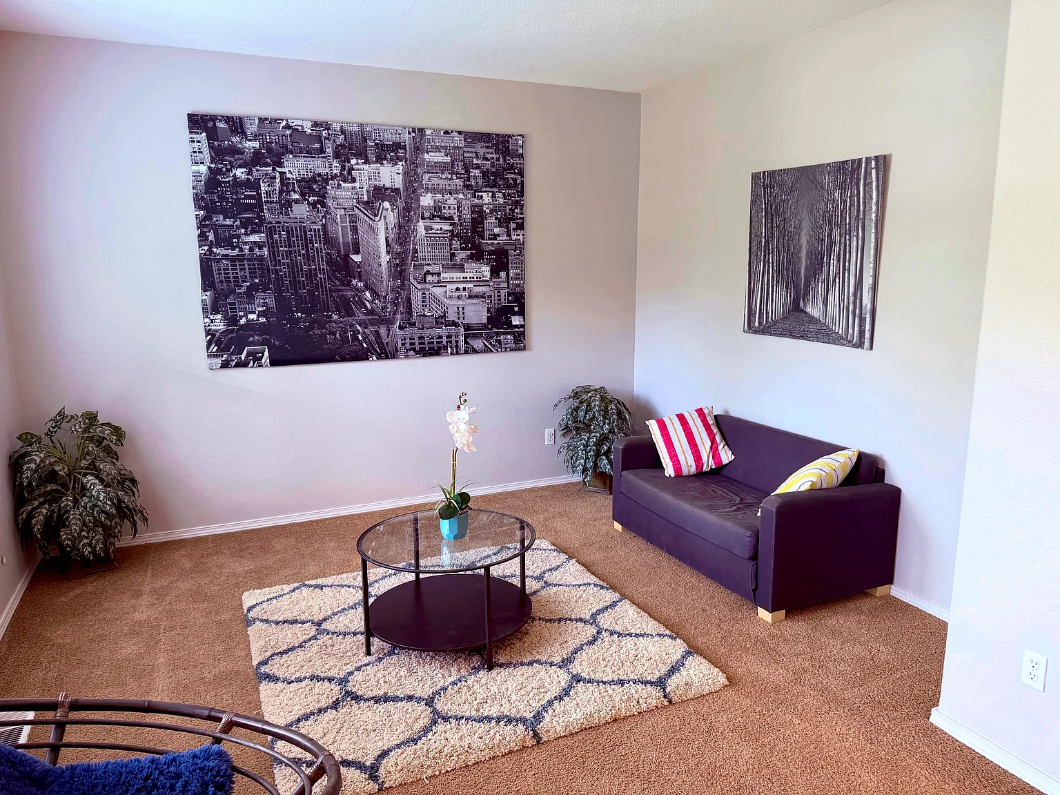 3 bed, 2.5 bath, 1834 sqft, $2,550 — Photo 3