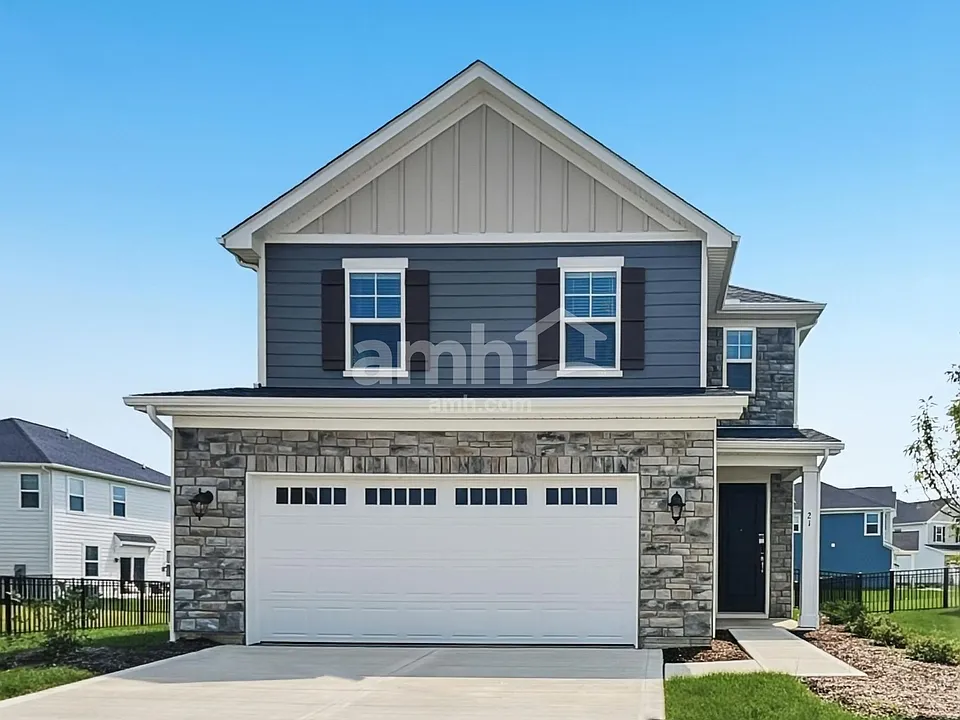 21 Shady Elm Ln