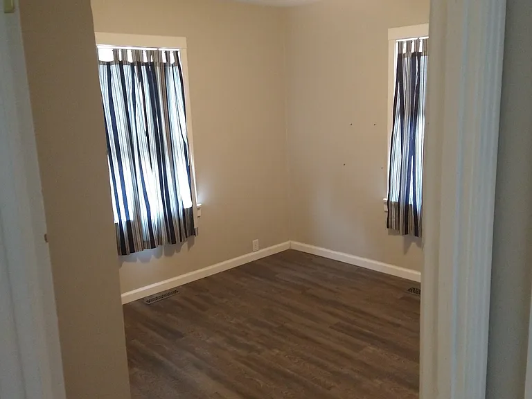 329 S Connecticut Ave — Photo 11