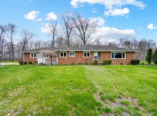 3900 Kemp Rd N, Lima, OH 45807