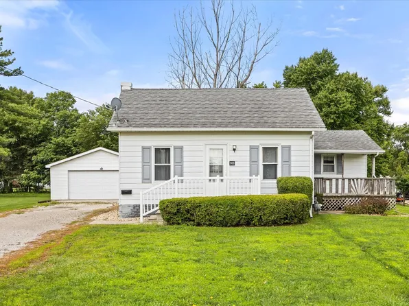 908 N Otter Creek Rd, Streator, IL 61364