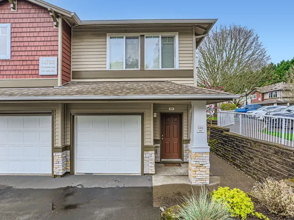 14700 SW Sandhill Loop Unit 204, Beaverton, OR 97007