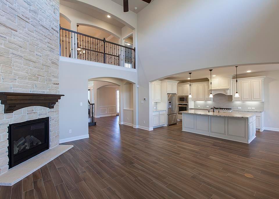1st image of 106 Birch Canoe Dr