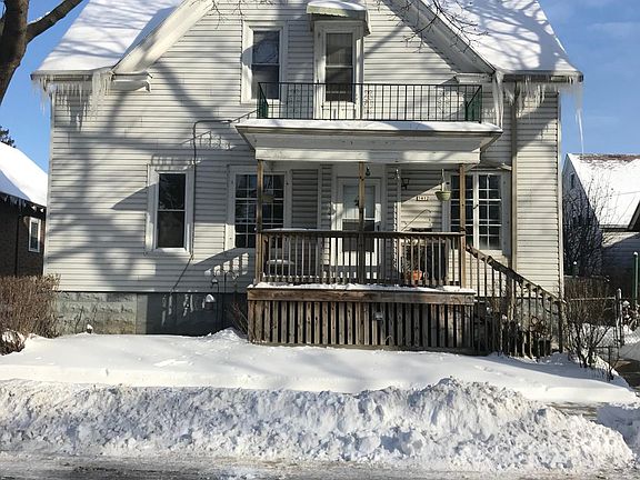 3rd image of 3412 N Fratney St #A