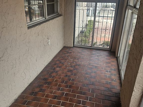3rd image of 80 E 19th St #1