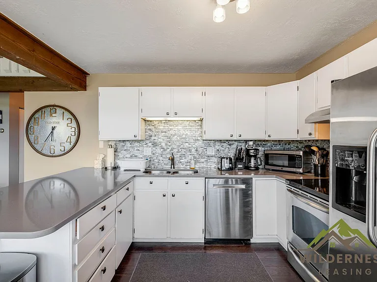 9825 Ryan Gulch Rd #306B — Photo 8