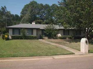 203 James St, New Boston, TX 75570