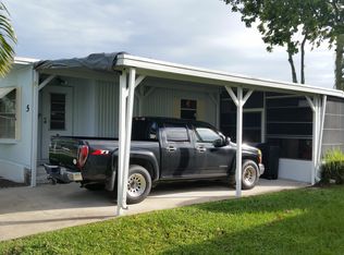 5 La Mesa Ln, Port St Lucie, FL 34952