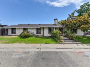1001 Hayer Cir, Rio Linda, CA 95673