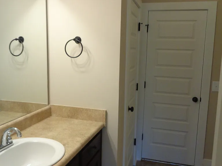 4395 Ridgemont Cir — Photo 8