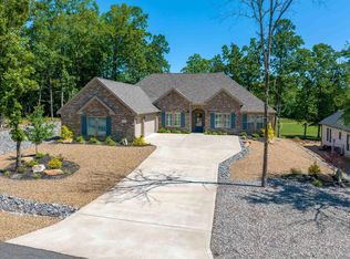 7 Soldado Ln, Hot Springs Village, AR 71909