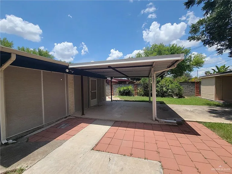 2508 Harvey St — Photo 19