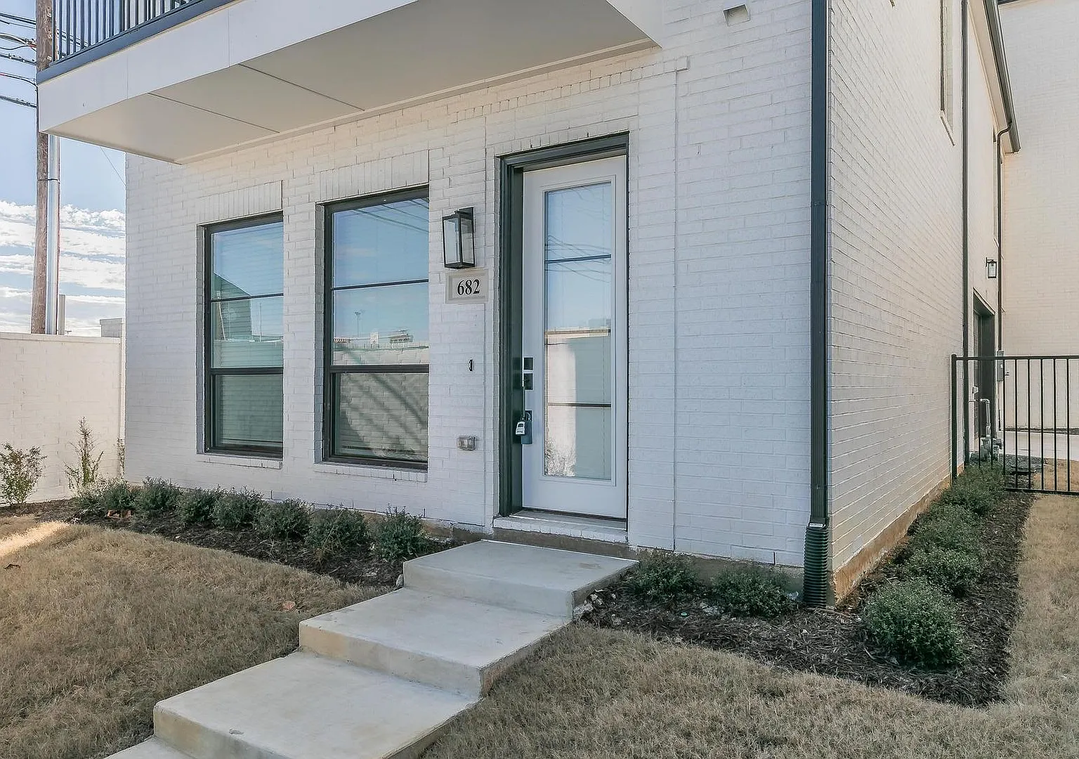 Excellent 3 bedroom 2.5 bath in Arlington — Photo 2