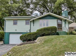 9229 Fowler Cir, Omaha, NE 68134