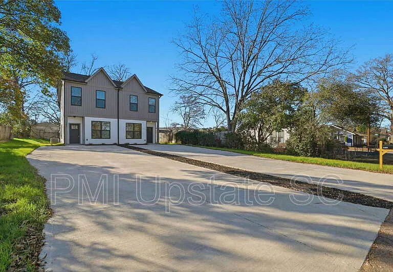 107 Virginia Ave — Photo 21