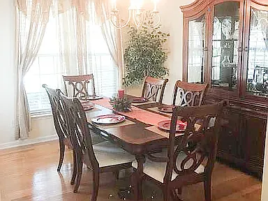3 bed, 1670 sqft, $2,100 — Photo 4
