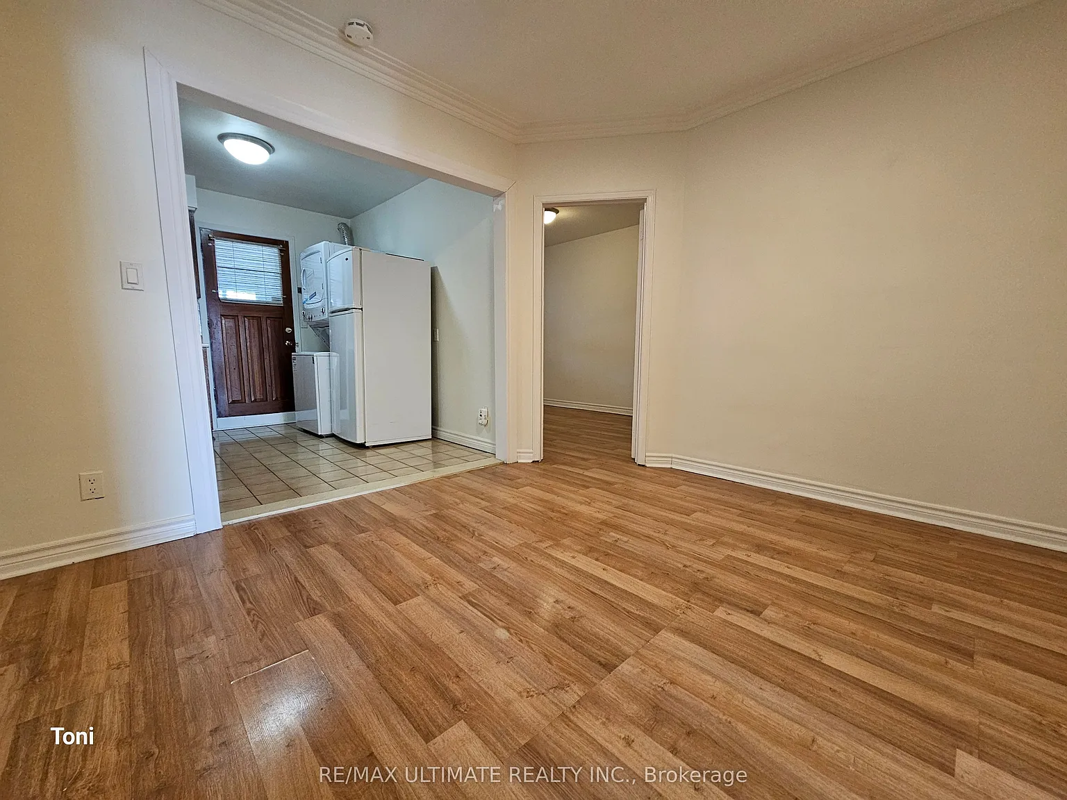 2 bed, $2,400 — Photo 3