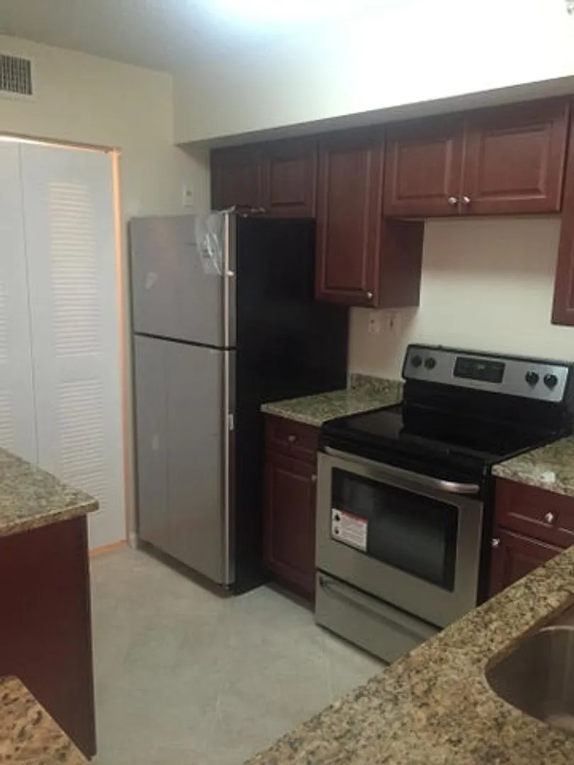 7912 Sonoma Springs Circle 107, Lake Worth (Unincorporated) , Fl 33463 - 7931 — Photo 3