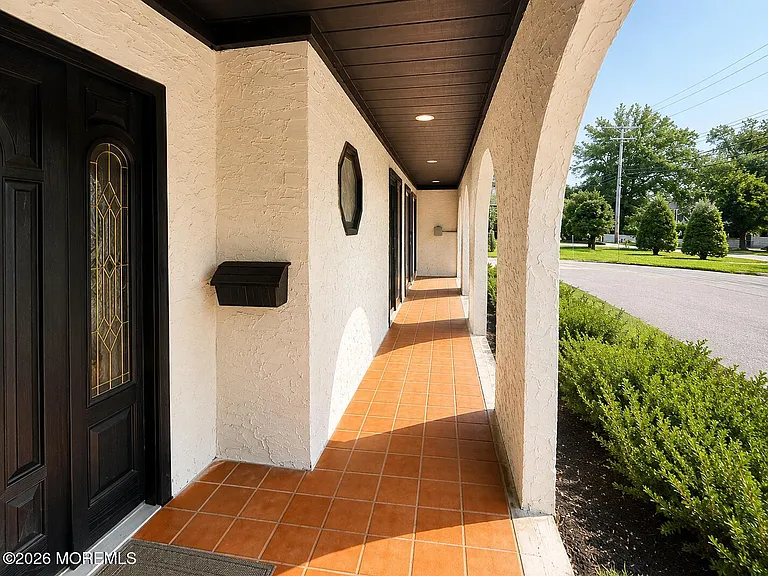 530 Palmer Ave — Photo 12