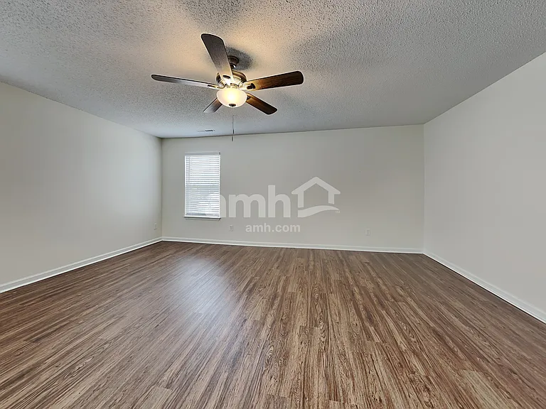 211 Calla Lilly Ln — Photo 11