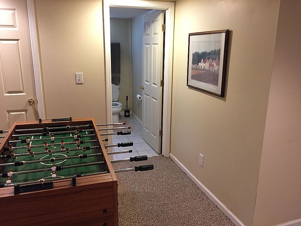Finished basement with bdrm