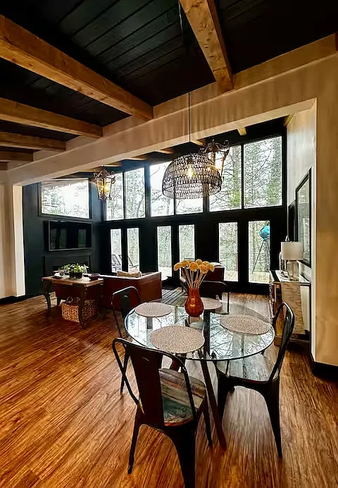 2 bed, 1000 sqft, $5,500 — Photo 4