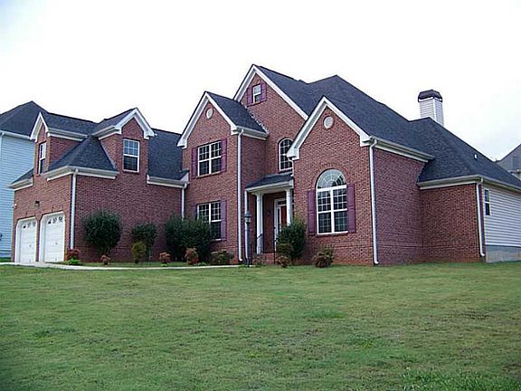 2nd image of 3310 Lake Valley Way