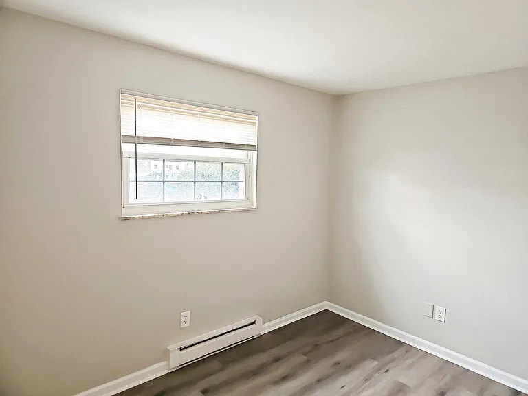 Highview Apartments — Photo 17