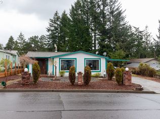 2264 12th St, Florence, OR 97439