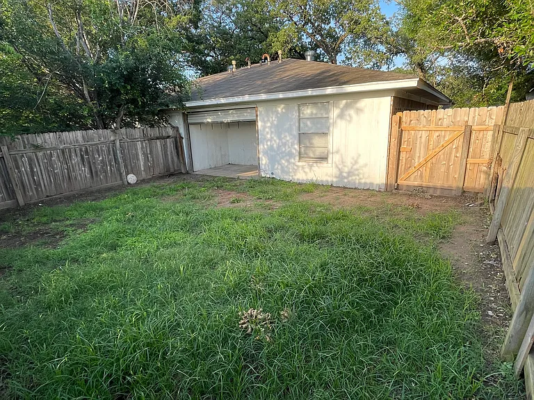 3900 Olive St #A — Photo 12