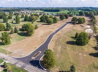 Rolling Green Ave NW, Massillon, OH 44646