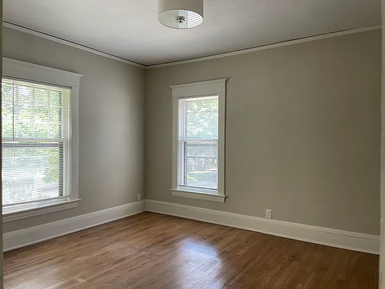 1626 Robinson Rd SE — Photo 8