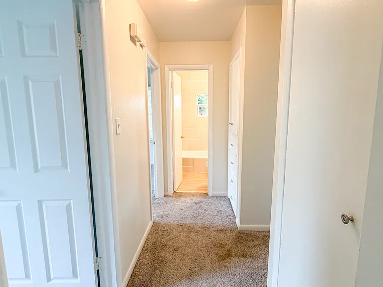 4305 NW Denver Ave — Photo 4