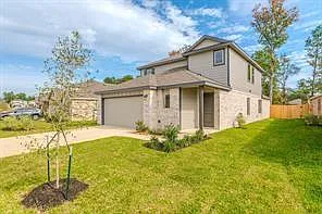 4 bed, 3.0 bath, 2333 sqft, $2,450 — Photo 2