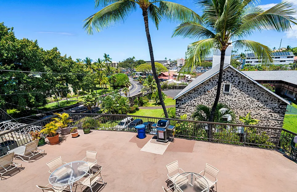 Alii Dr, Kailua Kona — Photo 4
