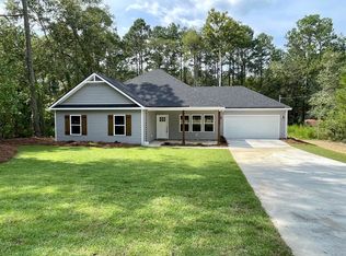 415 Peg Wen Blvd, Statesboro, GA 30461