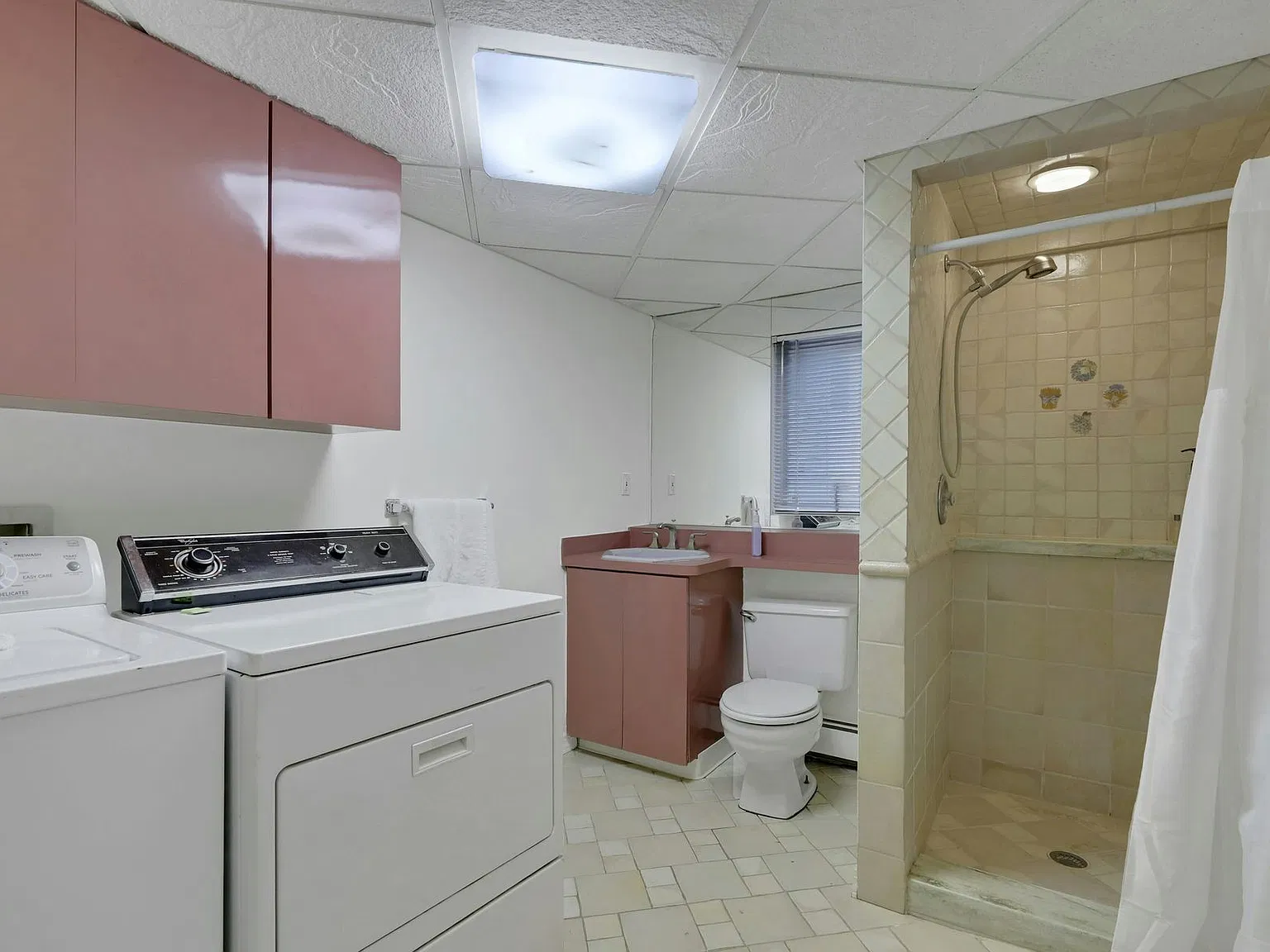 4 bed, $5,300 — Photo 3