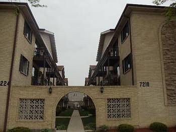 1st image of 7218 W Wrightwood Ave APT 312