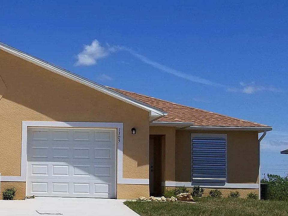 1st image of 1305 NE 8th Pl